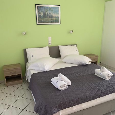Eleftheria Studios And Apartments Akharavi Extérieur photo
