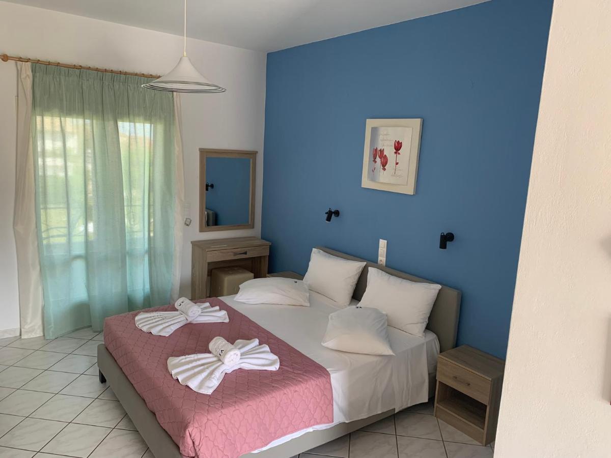 Eleftheria Studios And Apartments Akharavi Extérieur photo