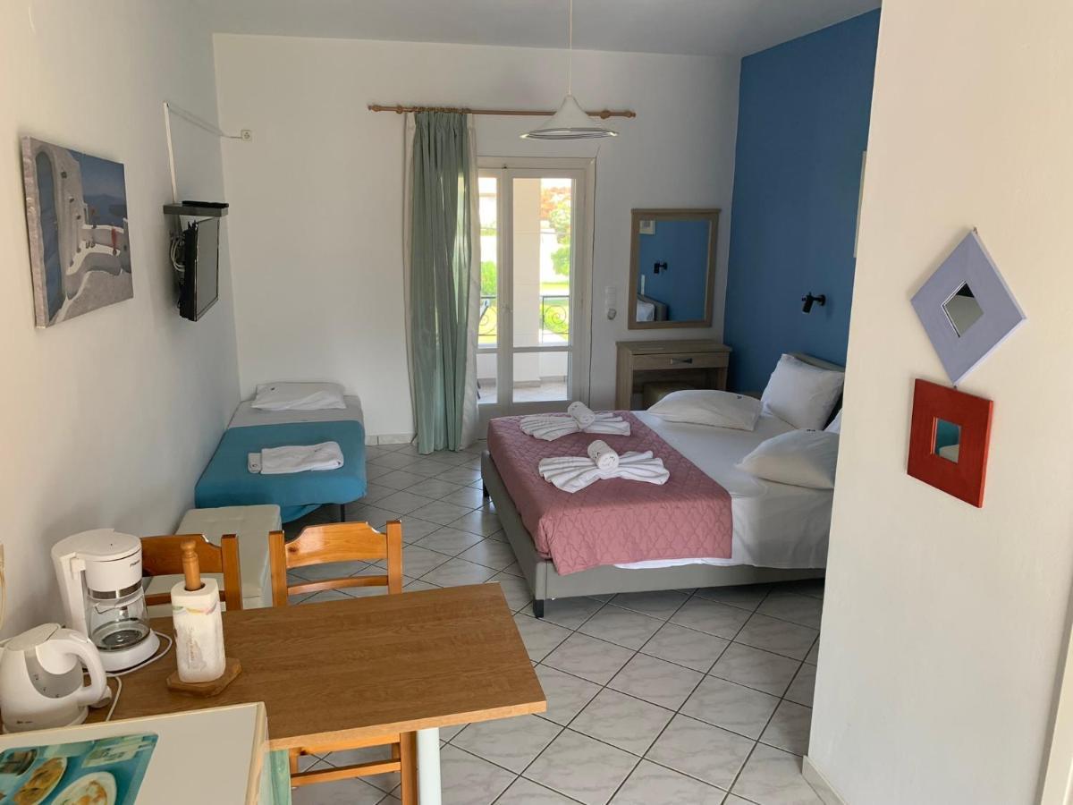 Eleftheria Studios And Apartments Akharavi Extérieur photo
