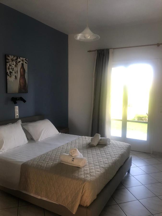 Eleftheria Studios And Apartments Akharavi Extérieur photo