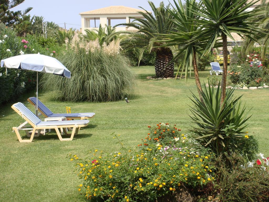 Eleftheria Studios And Apartments Akharavi Extérieur photo