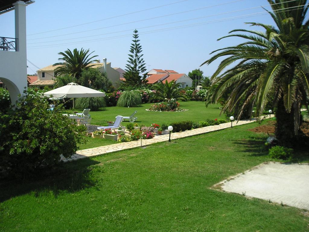 Eleftheria Studios And Apartments Akharavi Extérieur photo